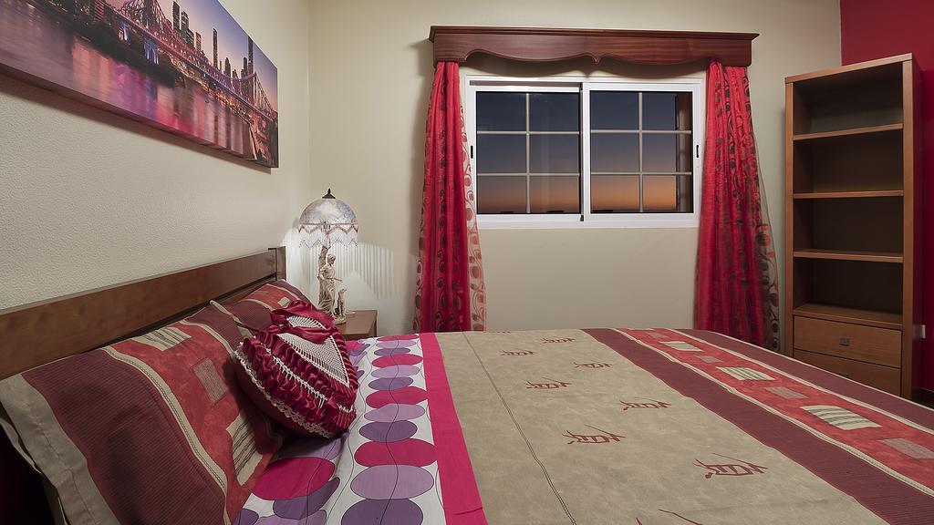 Paradise House Calheta