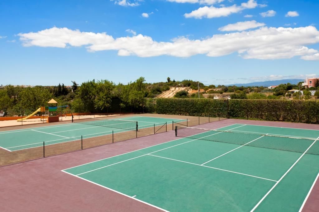 Colina Village Resort
