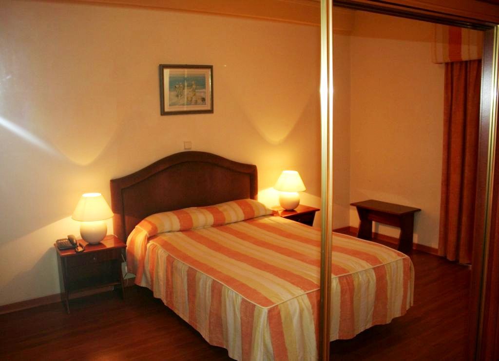 Baia De Hotel 3*