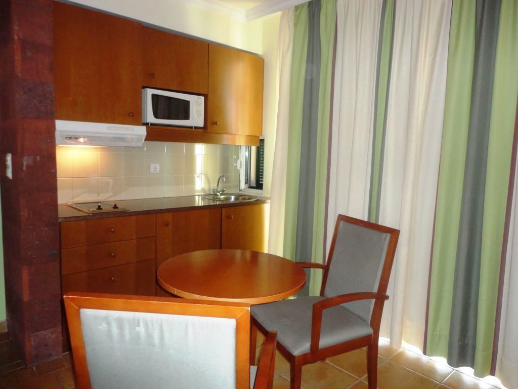 Sea View Aparthotel