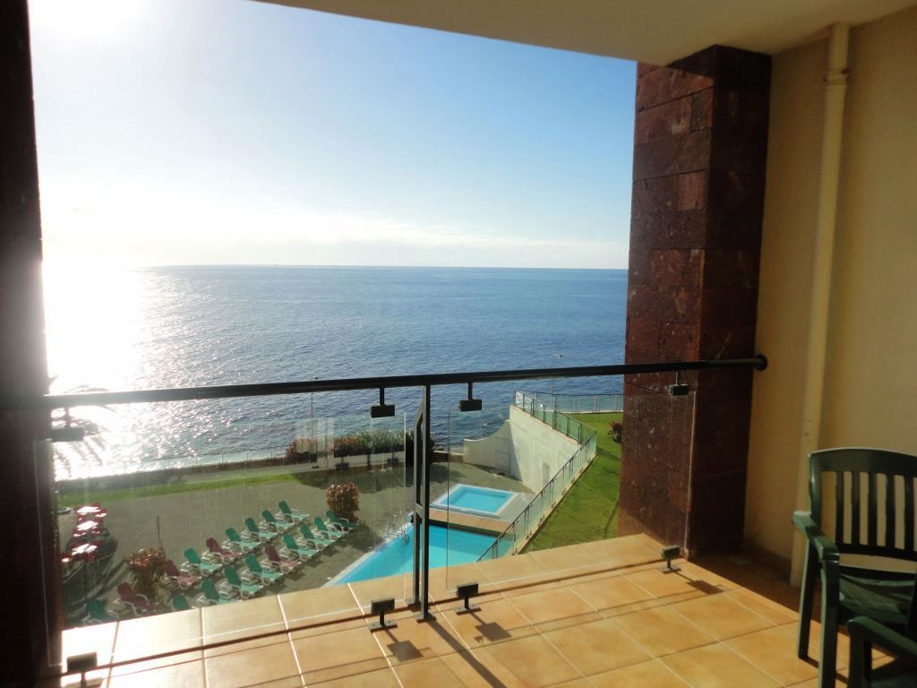 Aparthotel Sea View 4*