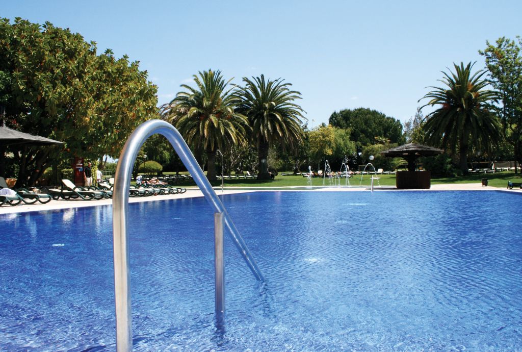 Dom Pedro Hotel 4*