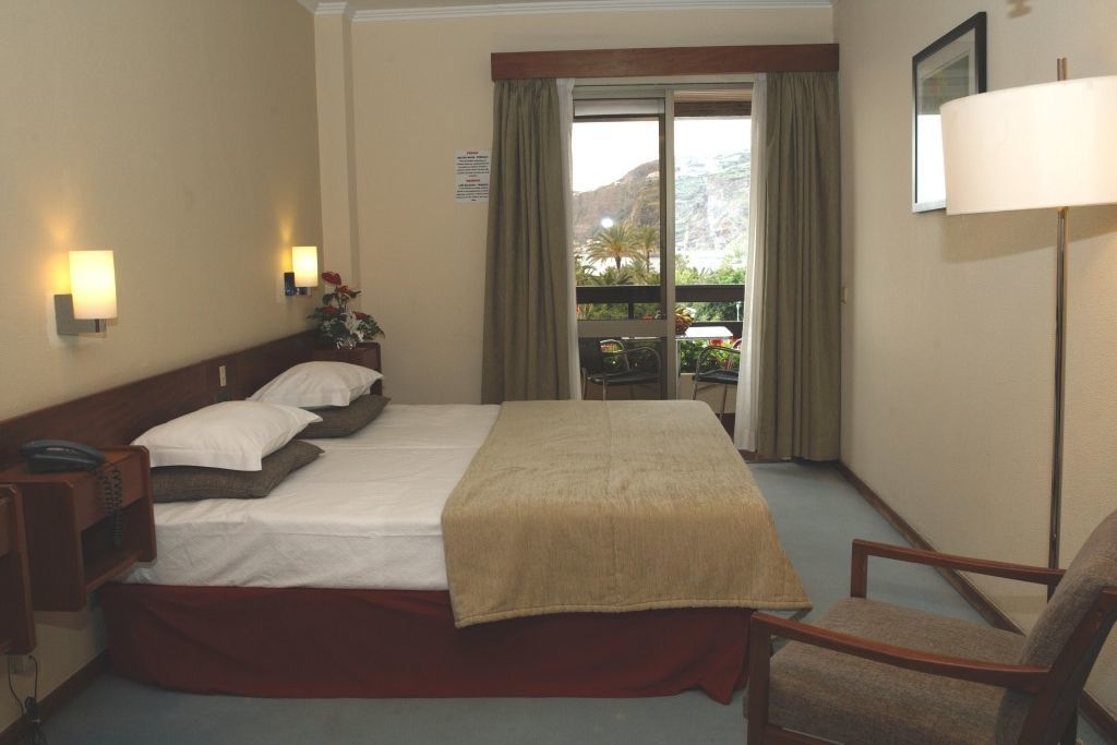 Cheerfulway Bravamar Ribeira Brava