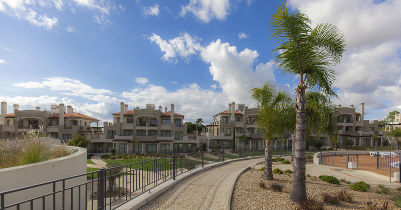 Resort Pine Hills Vilamoura 4*