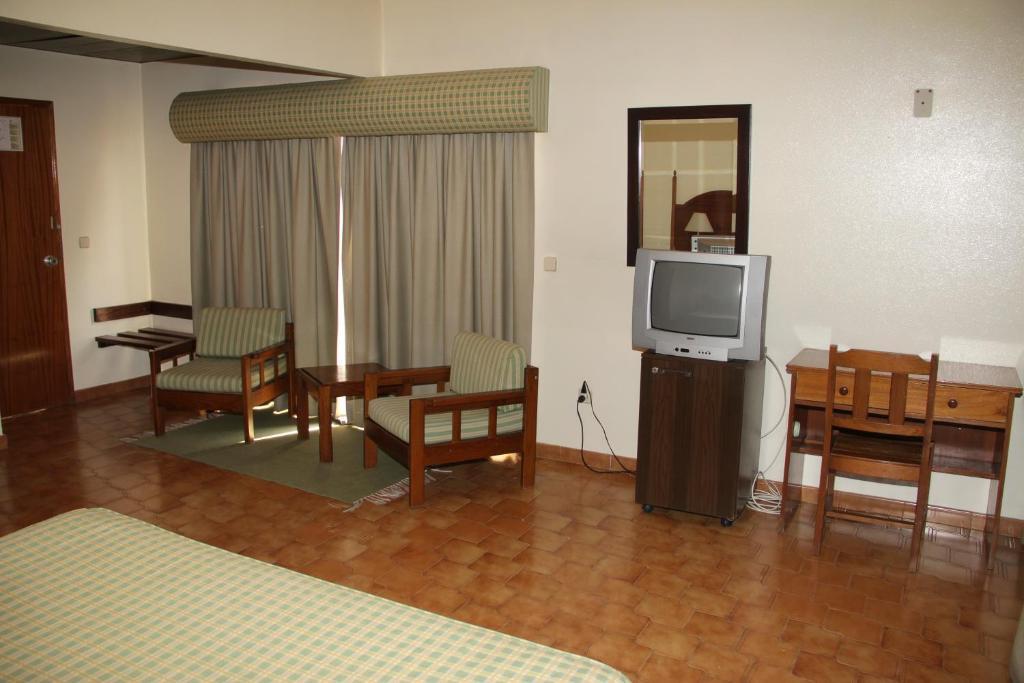 Wot Hotel
