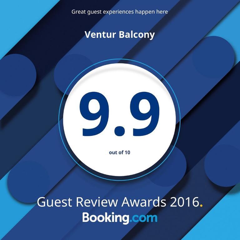Ventur Balcony Apartment