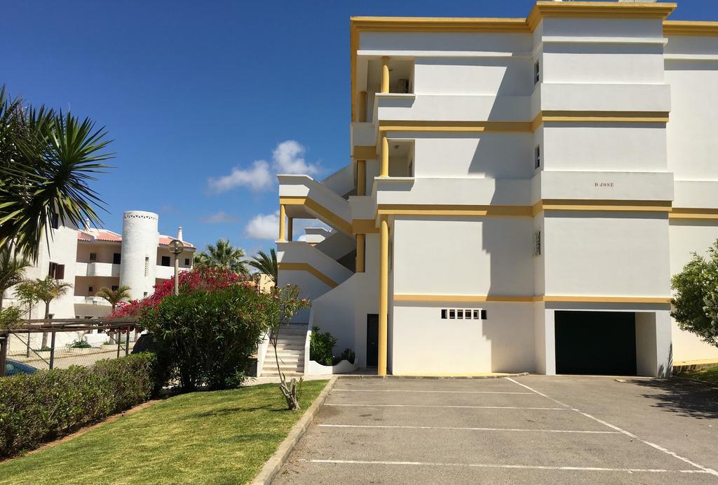 Apartment Rue Melvin Jones *