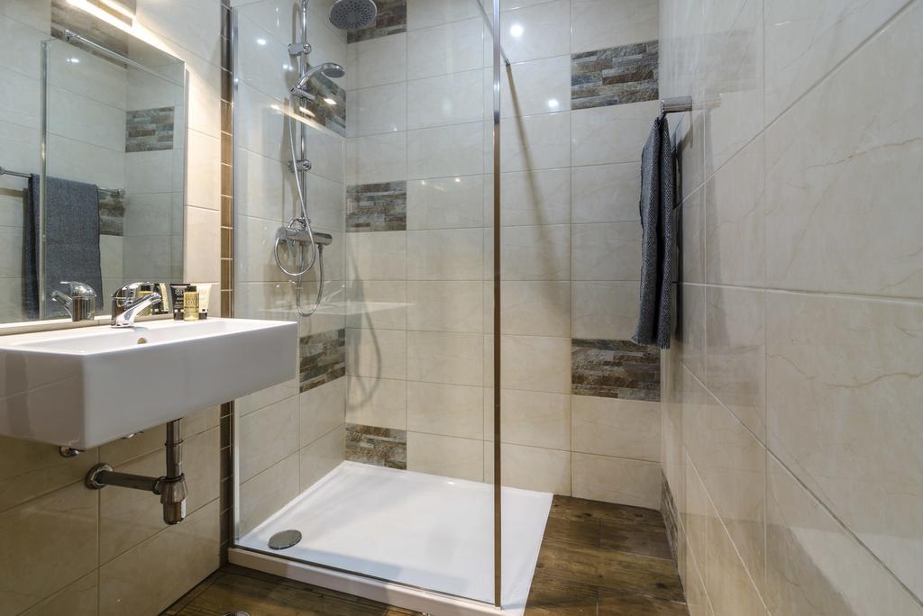 Downtown Guest house *