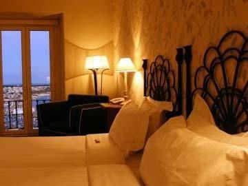 De Setubal, Sao Filipe Hotel