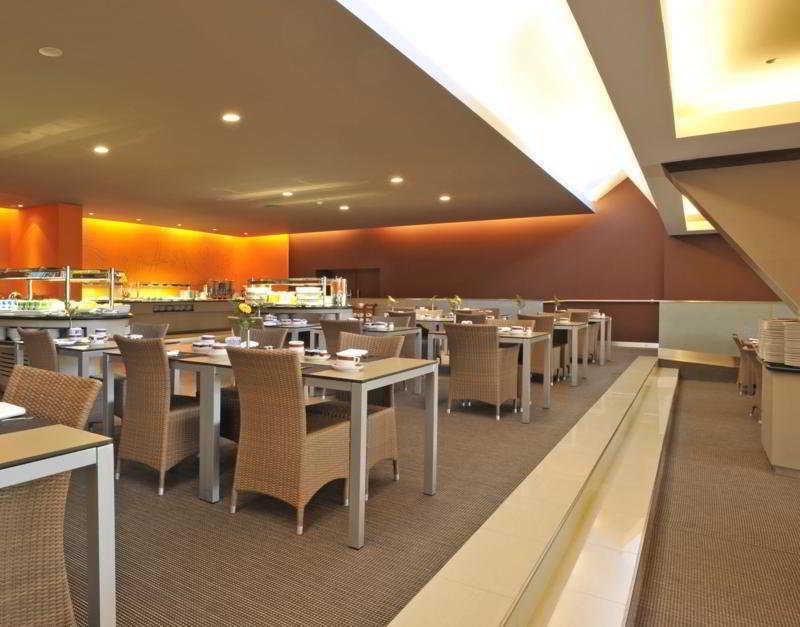 Hotel Tivoli Marina 5*