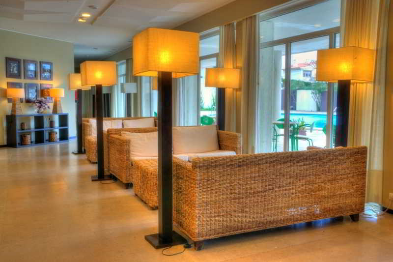 Carcavelos Hotel 4*