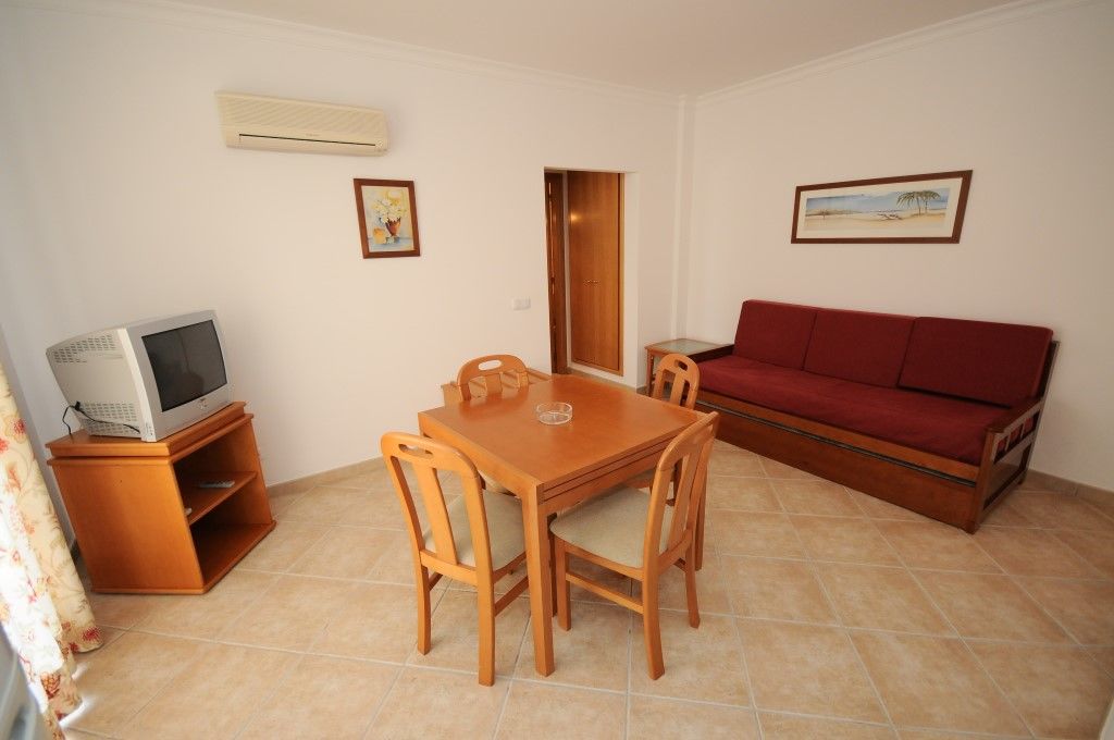 Aparthotel Da Lota - Beachfront 3*