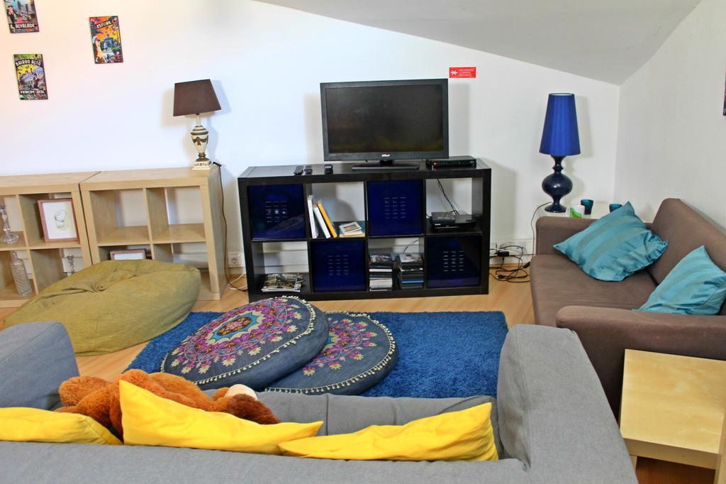 Hostel Portuguese *