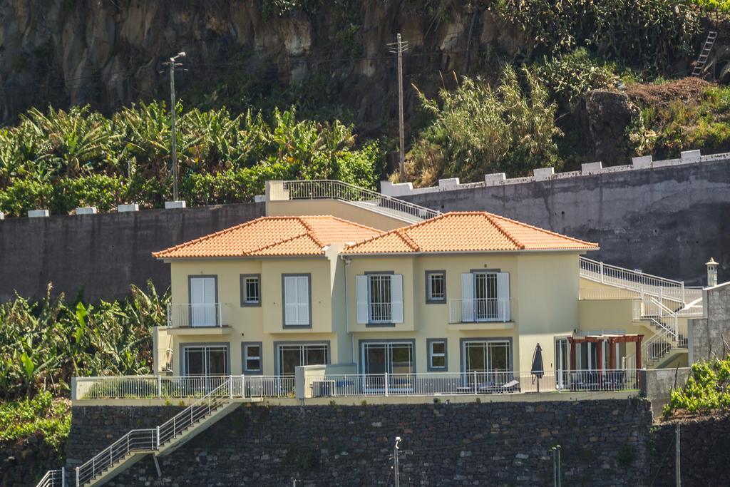 Casa Agrela By Rent2u, Lda * Calheta (Madeira)