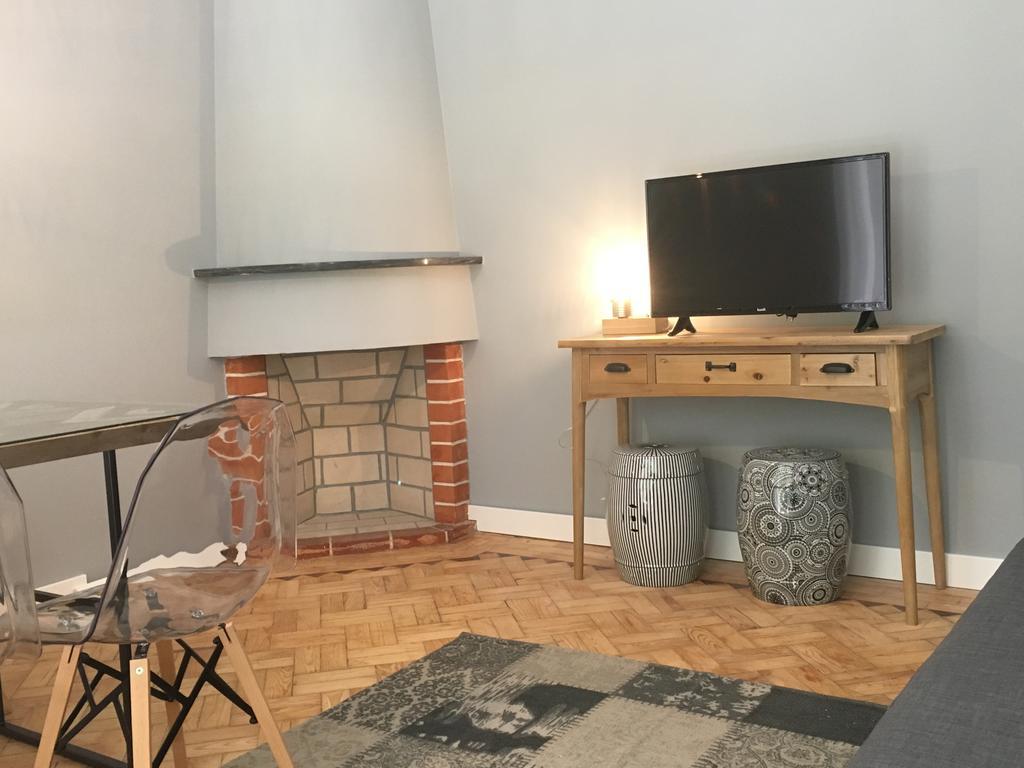 Garden Center Apartment *