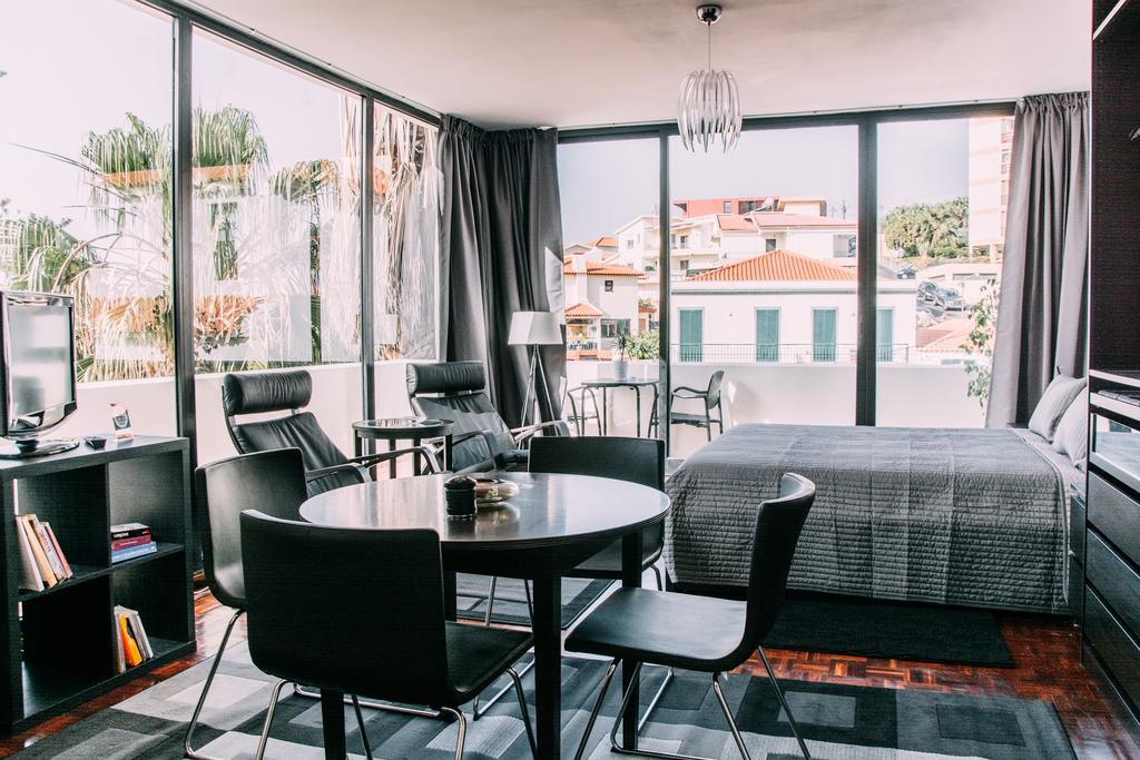 Apartment Arts In Pina