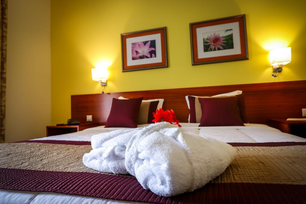 Camoes Hotel 4*