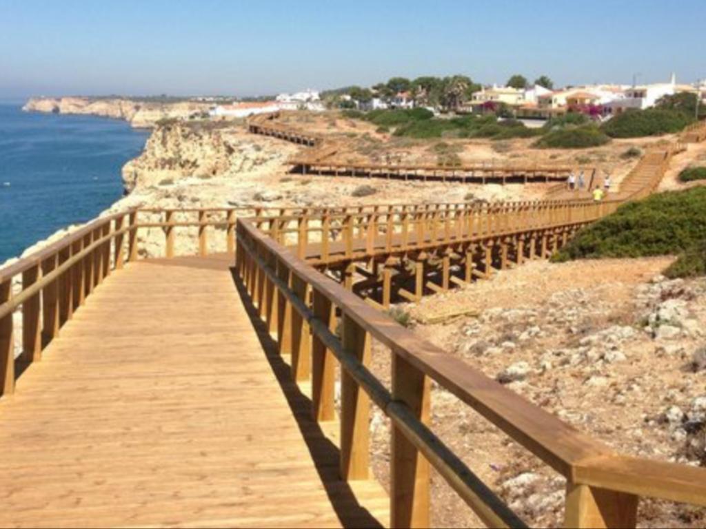 Ad Hus On Carvoeiro *