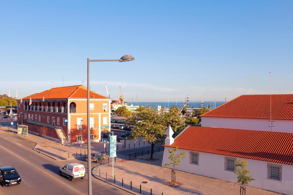 6/4 De Sado Guest house Setubal