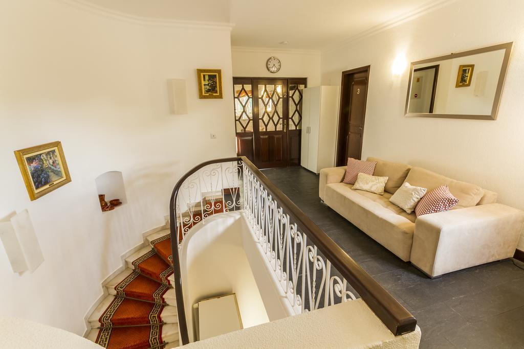 Guest house Holiday Lagos