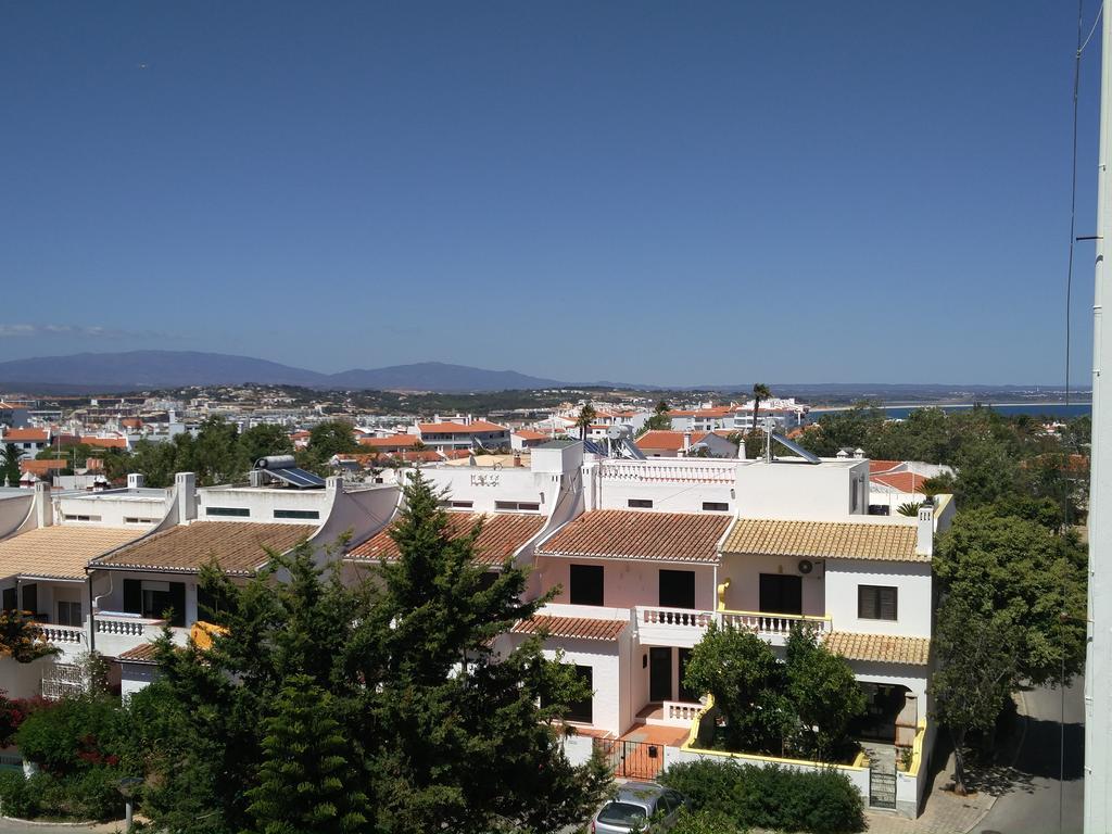 De Flat Lagos