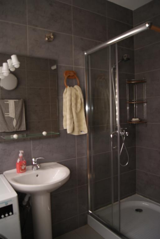 Praia Do Almoxarife Apartment *