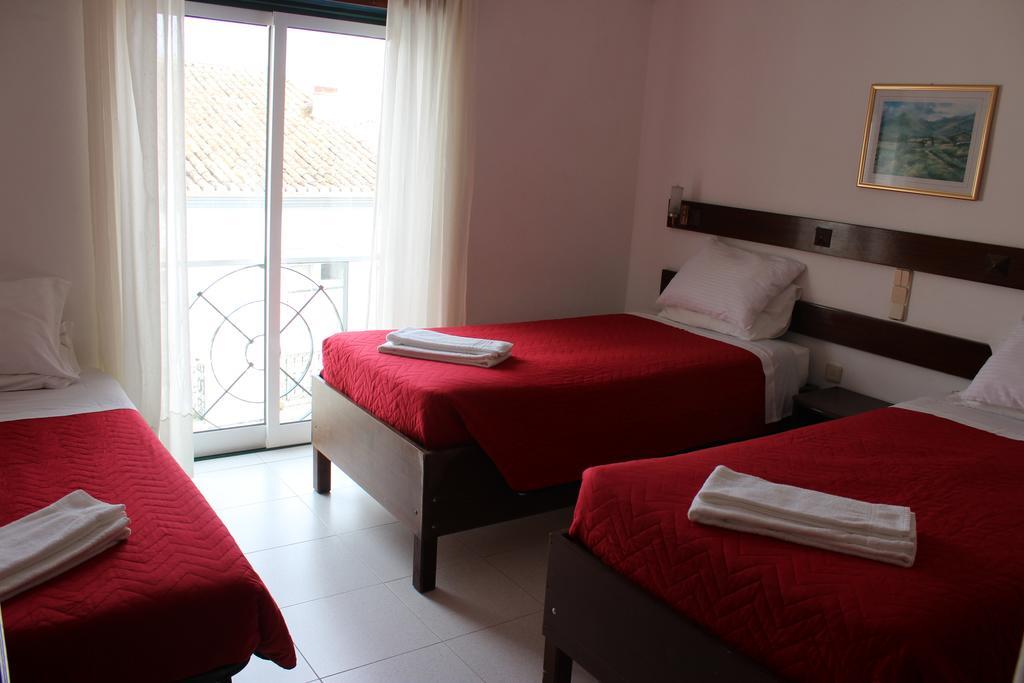 Hotel Velha 2*