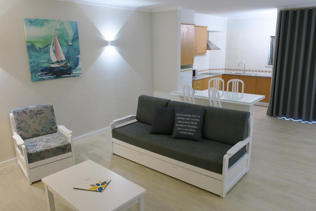 Vitors Plaza Aparthotel Portimao