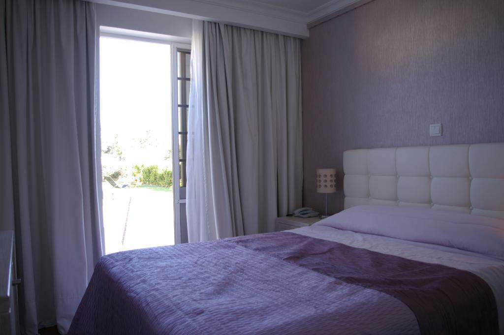Formosa Al-estabelecimento De Hospedagem,quartos-rooms Pensión