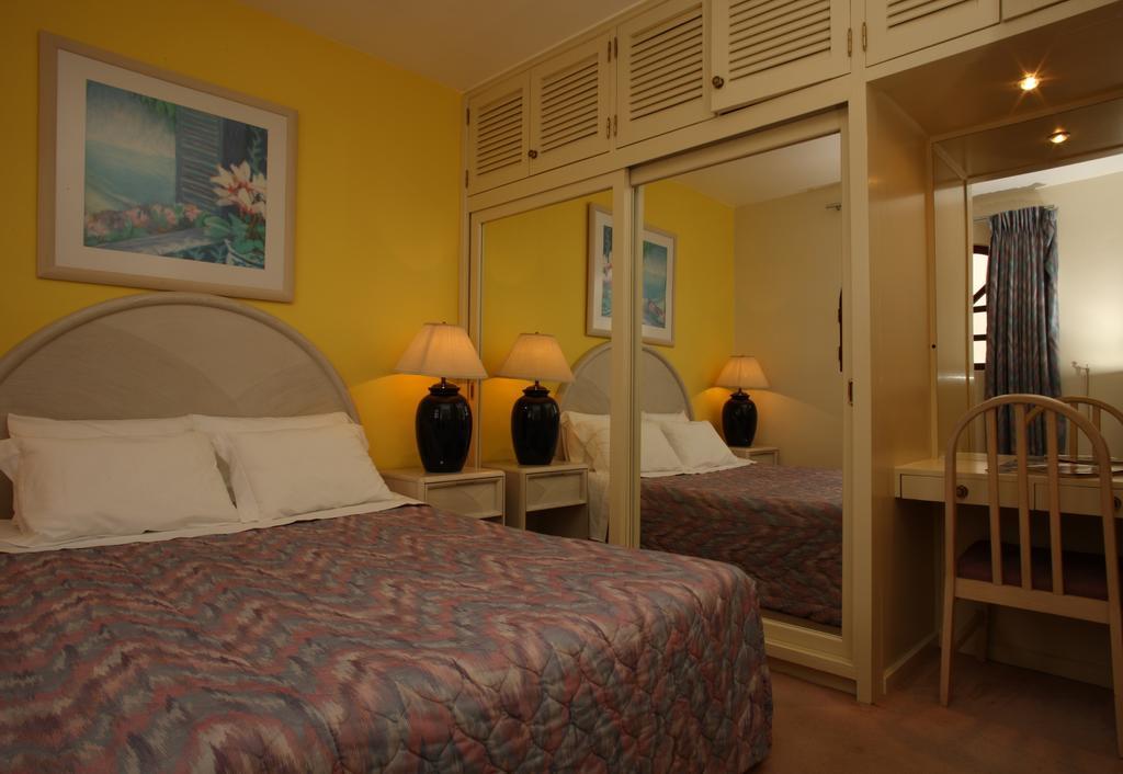 Aparthotel Bay 4*