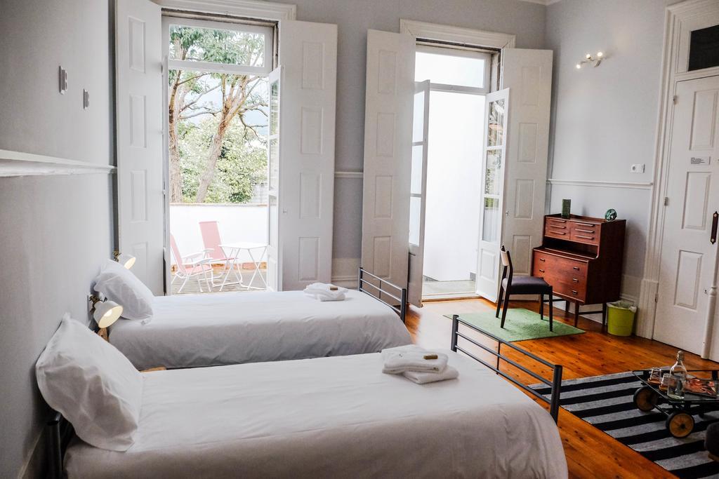 Guest house Dona Emilia Guest House & Studio Apartment Building 3*