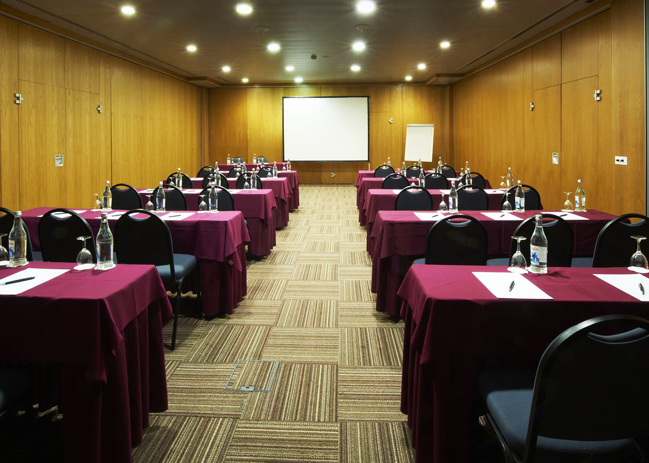 Hotel Algarve By Ihg 4*
