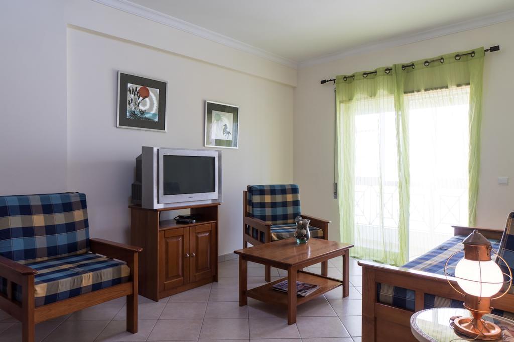 Apartment Akisol Armacao Pera Lilac Iii Armacao de Pera