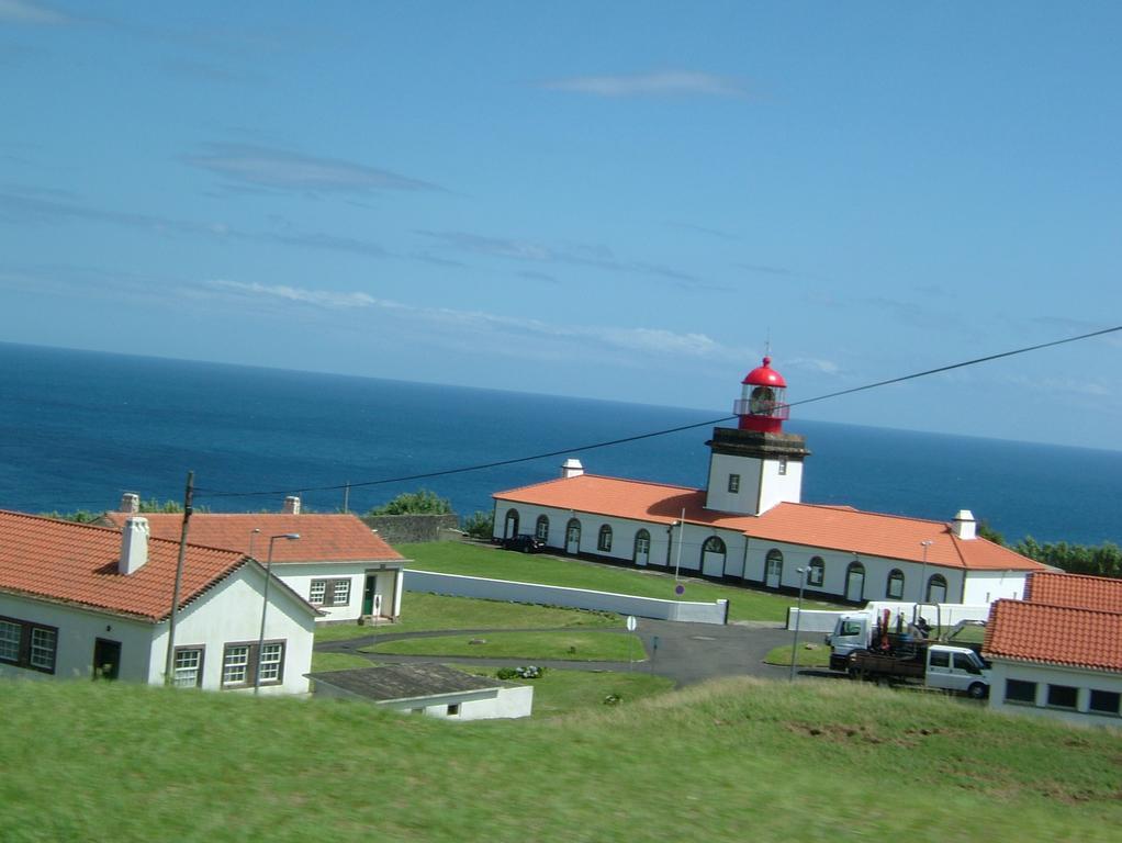 Moradias Estacao Radio Naval , Moradia Do Porto Holiday home Lajes das Flores