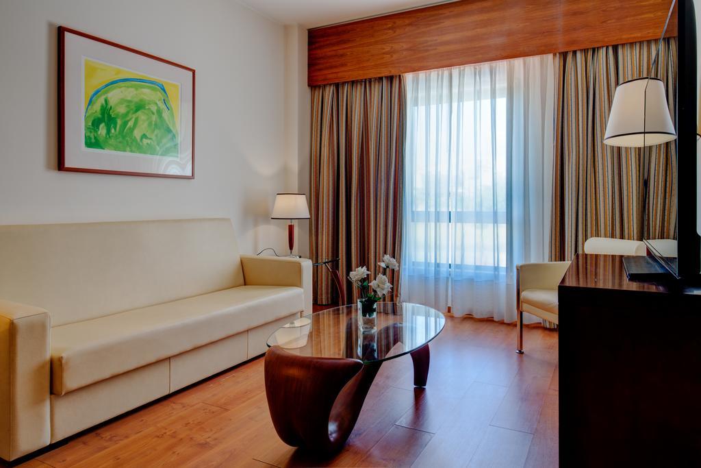 Vip Executive Santa Iria Hotel