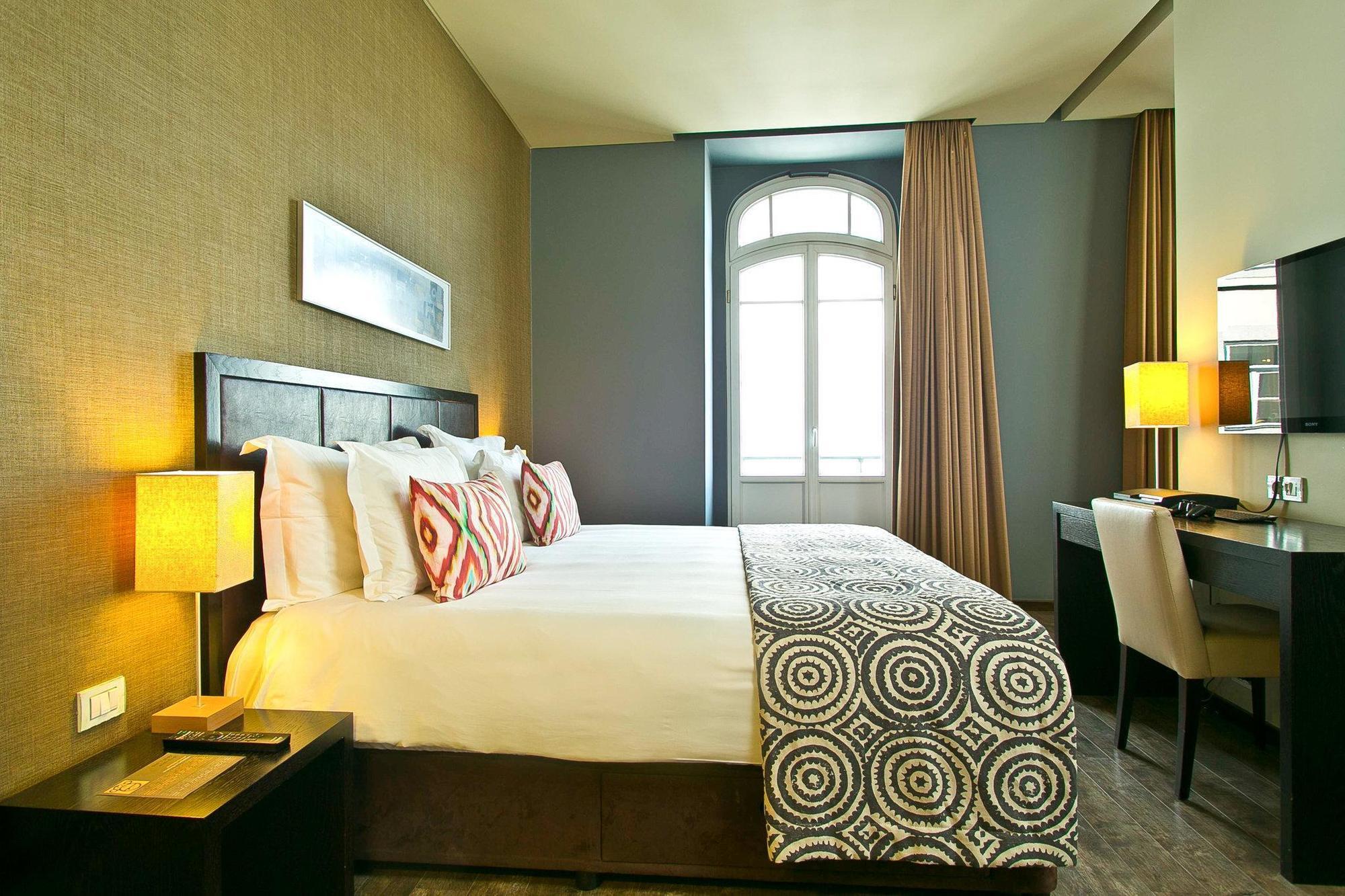 Internacional Design Hotel 4*