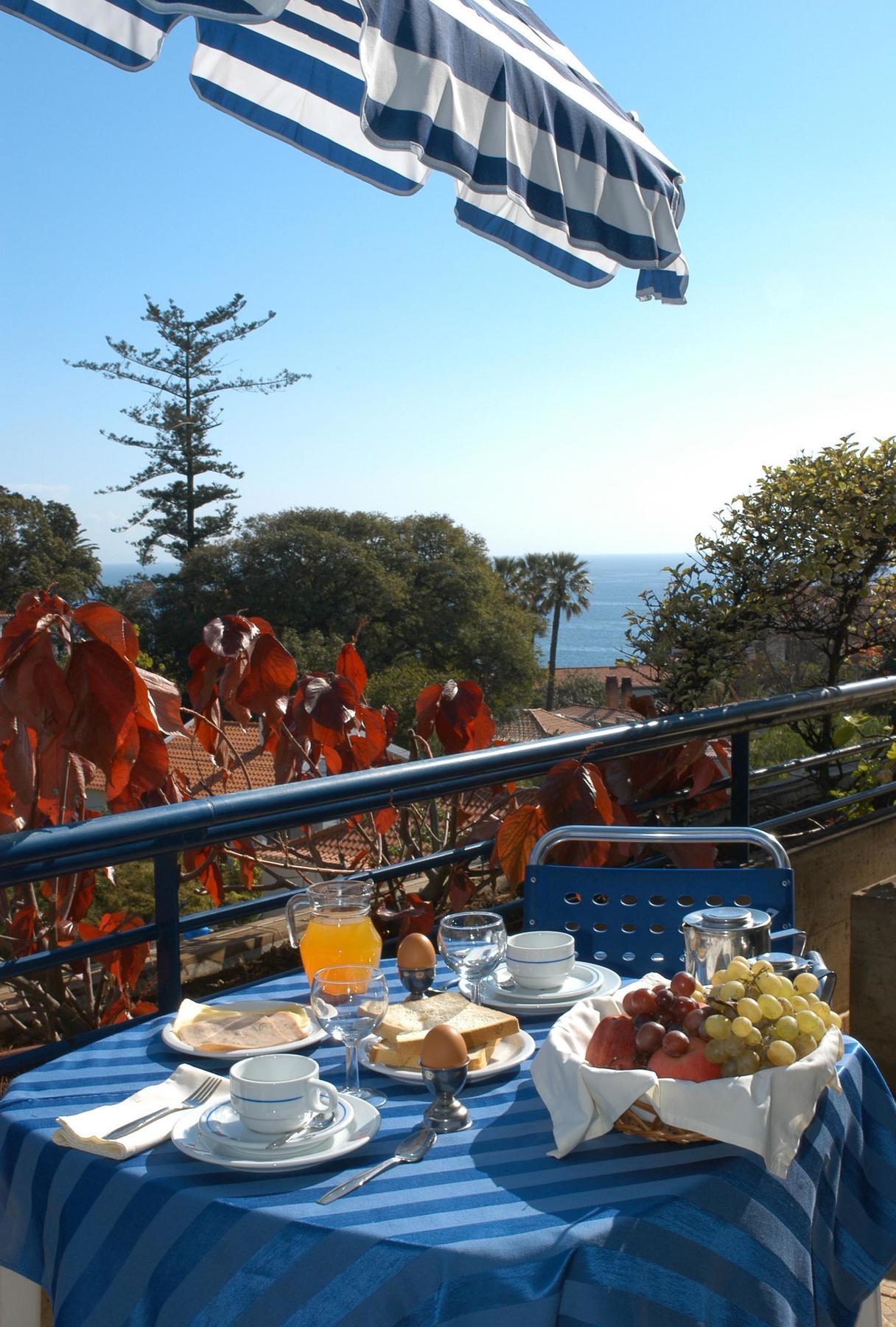 Terrace Mar Funchal (Madeira)