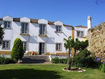 Bed & Breakfast Casa Do Castelo - Turismo De Habitacao Atouguia Da Baleia