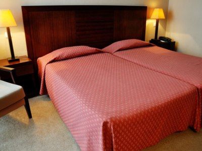 Neat Avenida Hotel