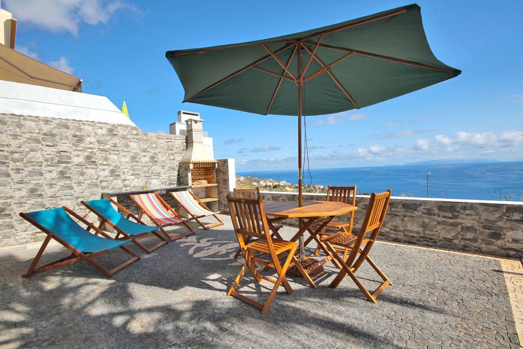 Araujo Da Costa By Hr Madeira Villa