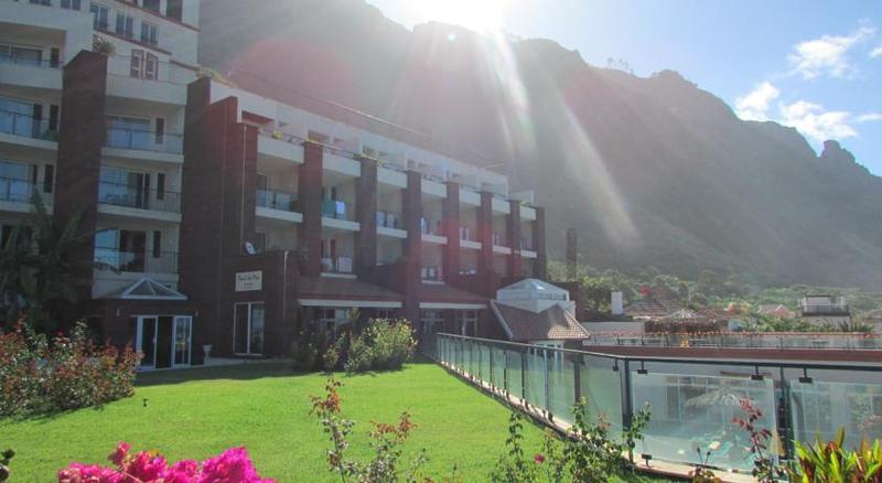 Sea View Aparthotel 4*