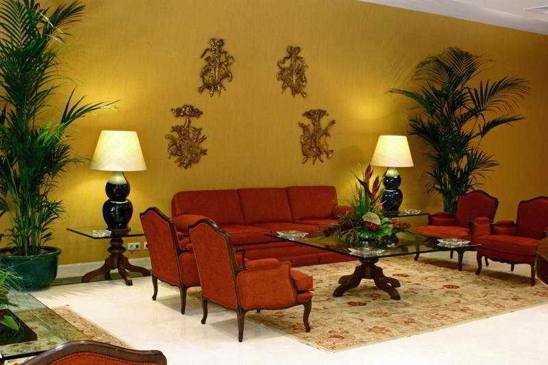 Portobay Marques Hotel 4*