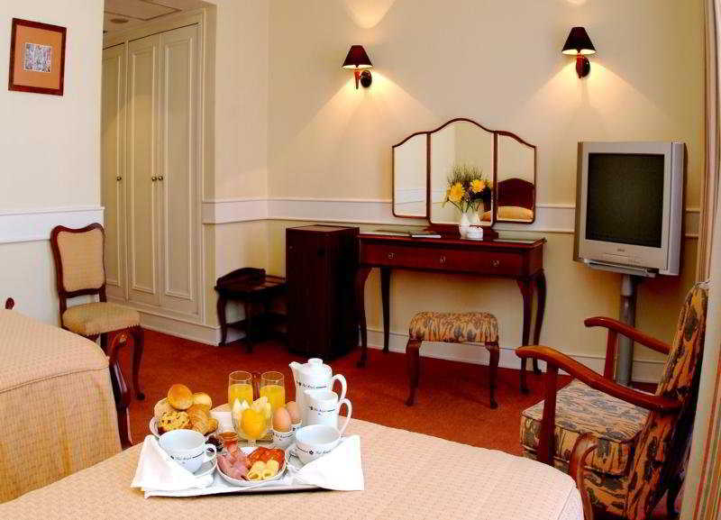 Metropole Hotel