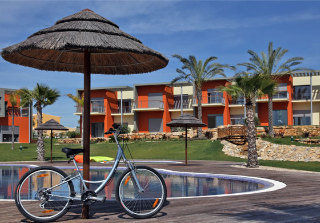 Sunset Village - & 4*