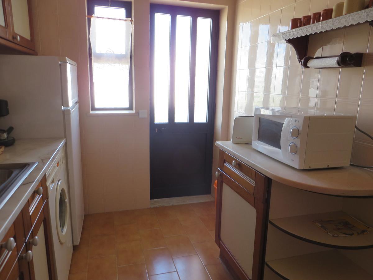 Apartamento Com Piscina Em Alporchinhos