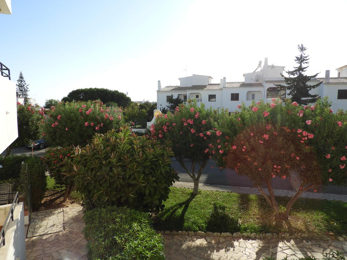 Alporchinhos Garden Apartment Porches (Algarve)