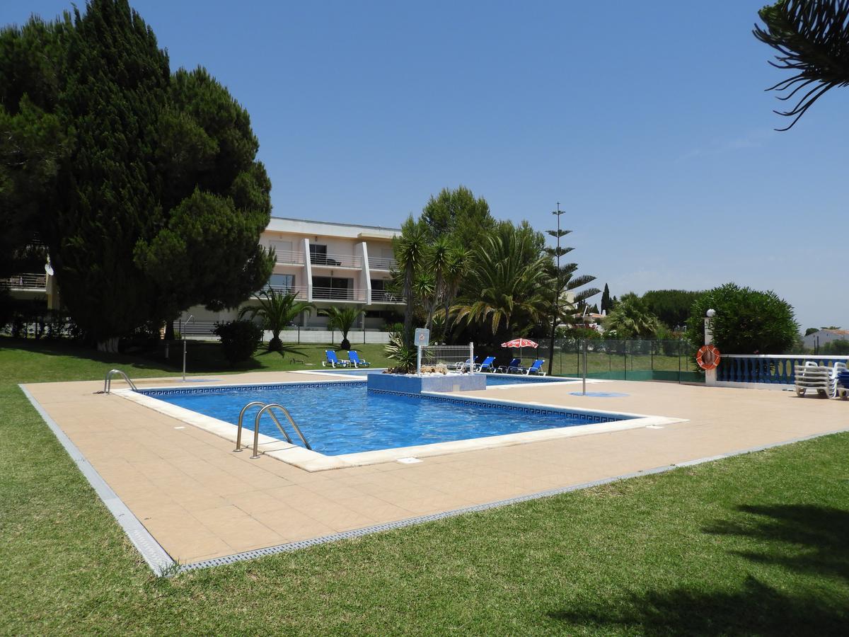 Alporchinhos Garden Apartment