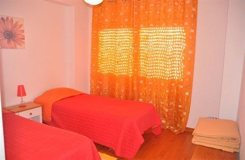 Pensión Pksc - Surfers House 3*