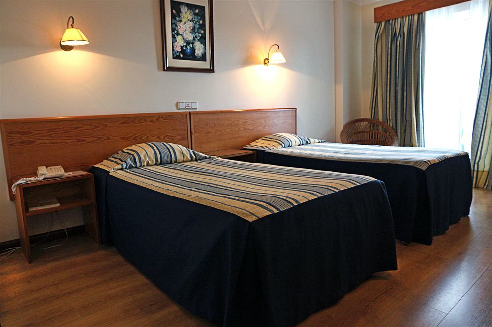 Hotel Ponta Delgada Hotel Ponta Delgada (Sao Miguel)