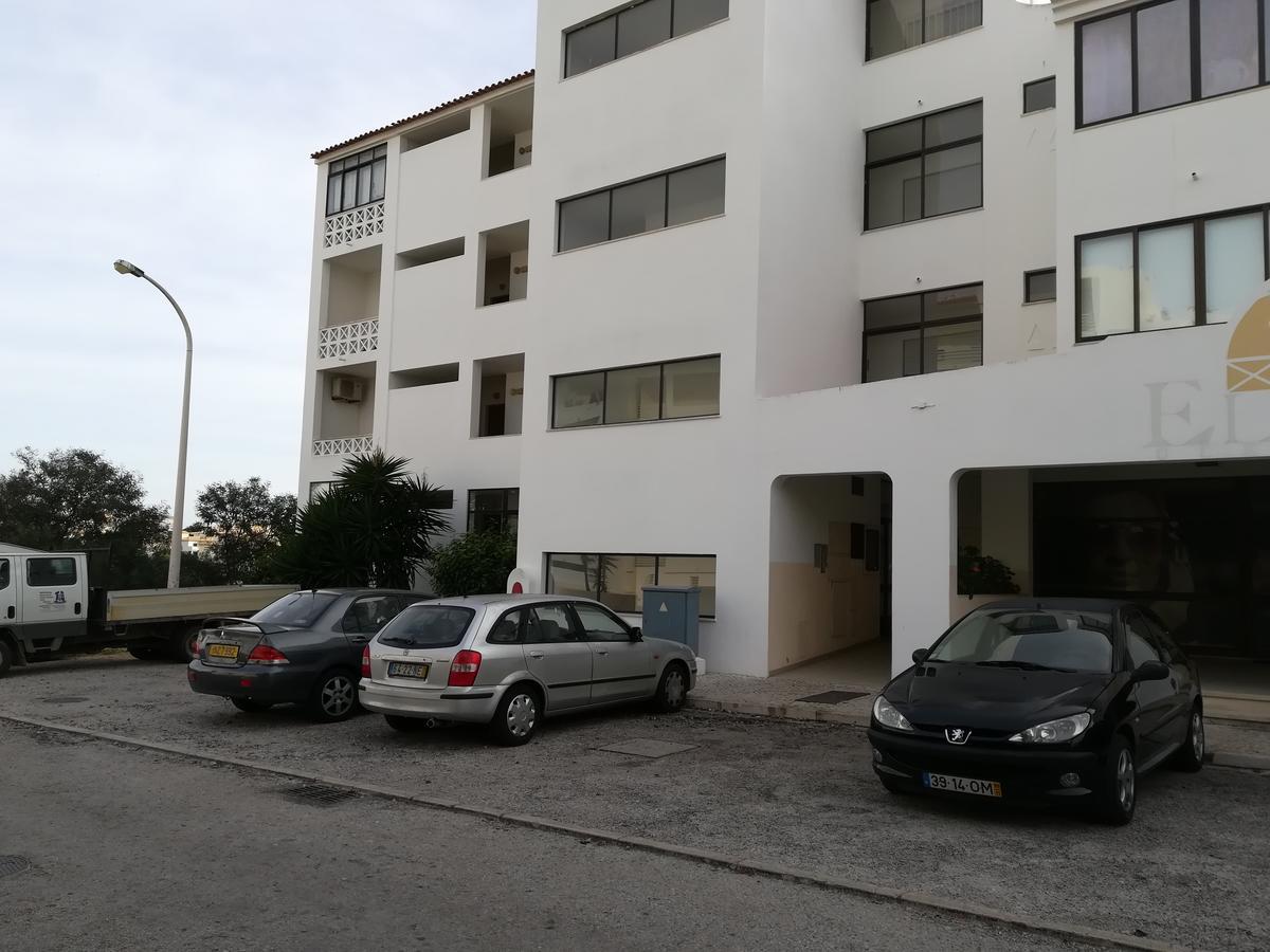 - Elimar 1 T1 Apartment *